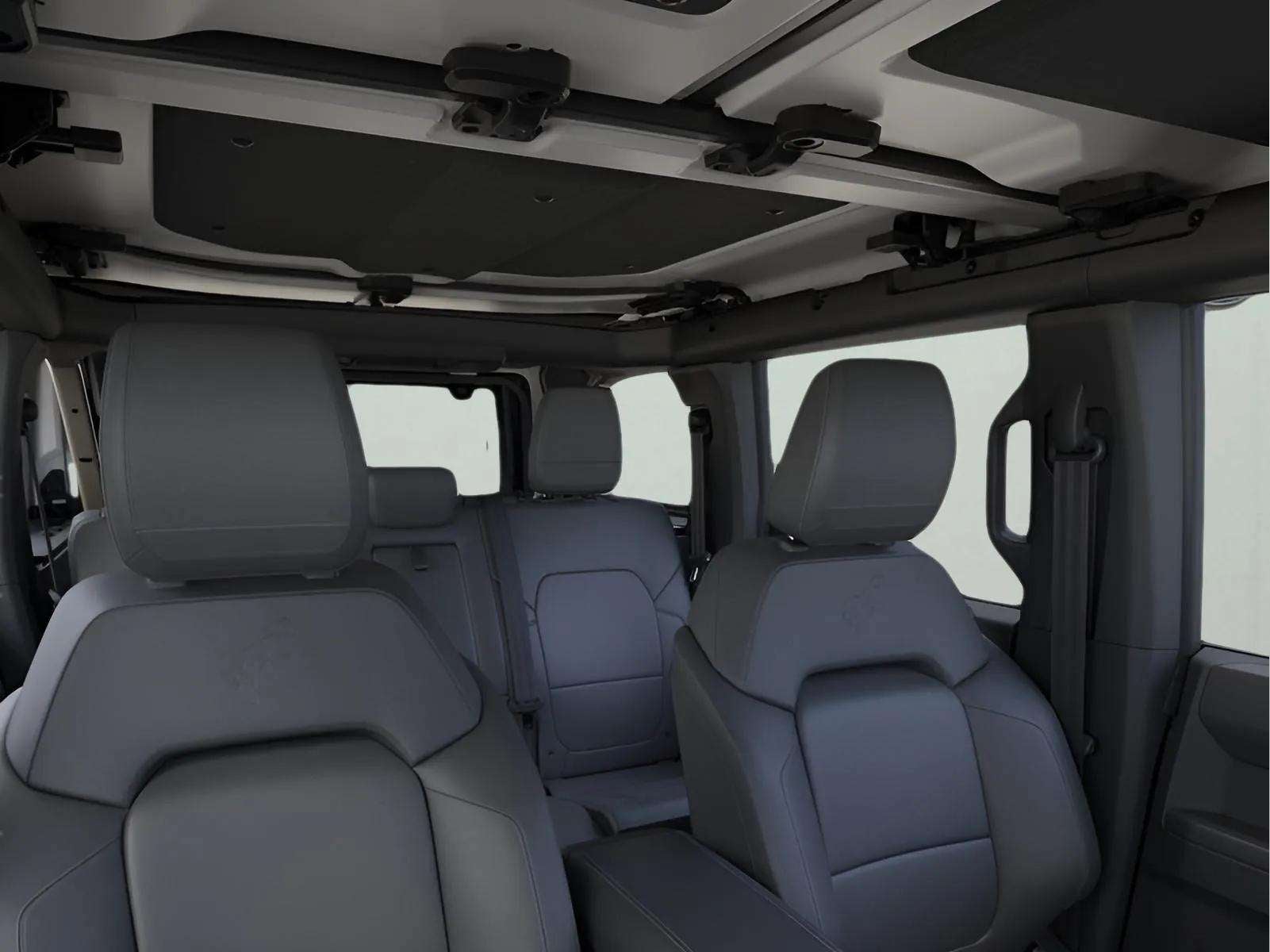 2026 Ford Bronco Outer Banks®
