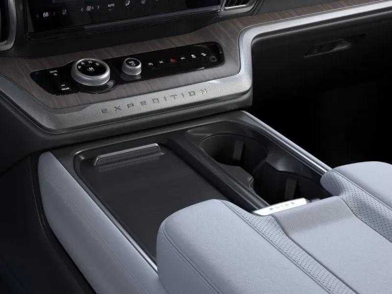 2026 Ford Expedition Platinum®