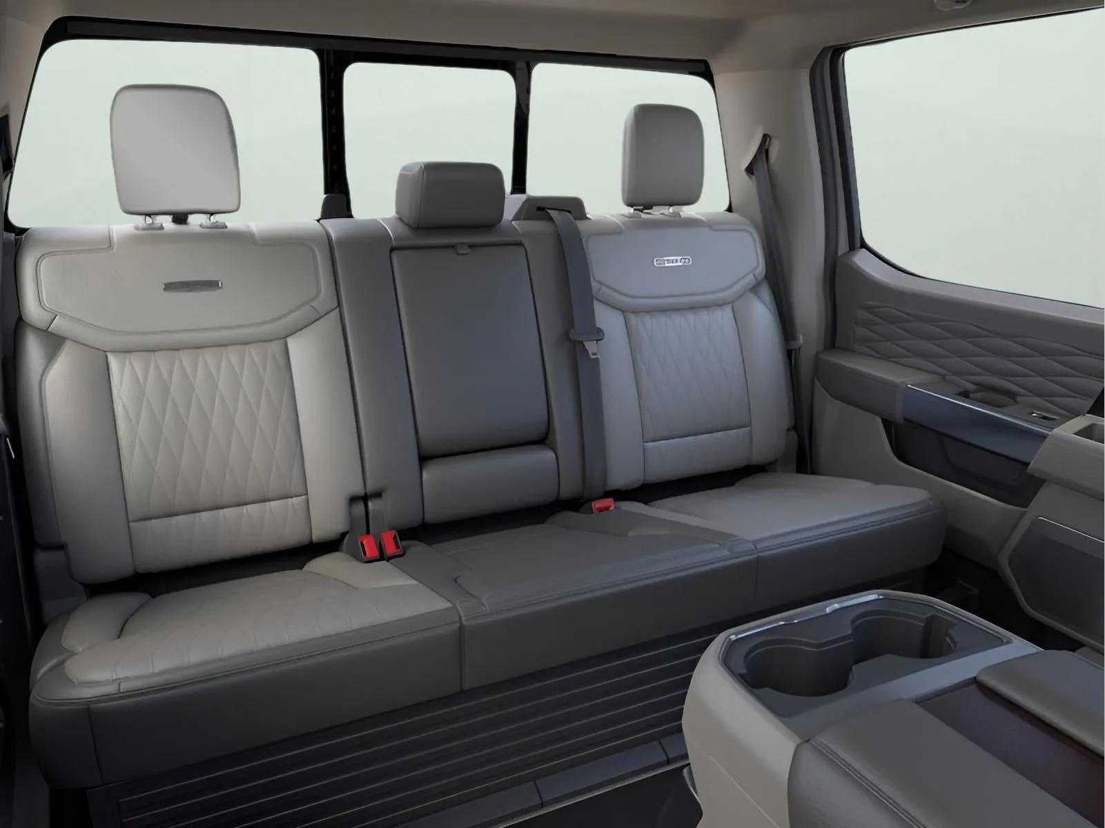 2026 Ford Super Duty F-250® Platinum®