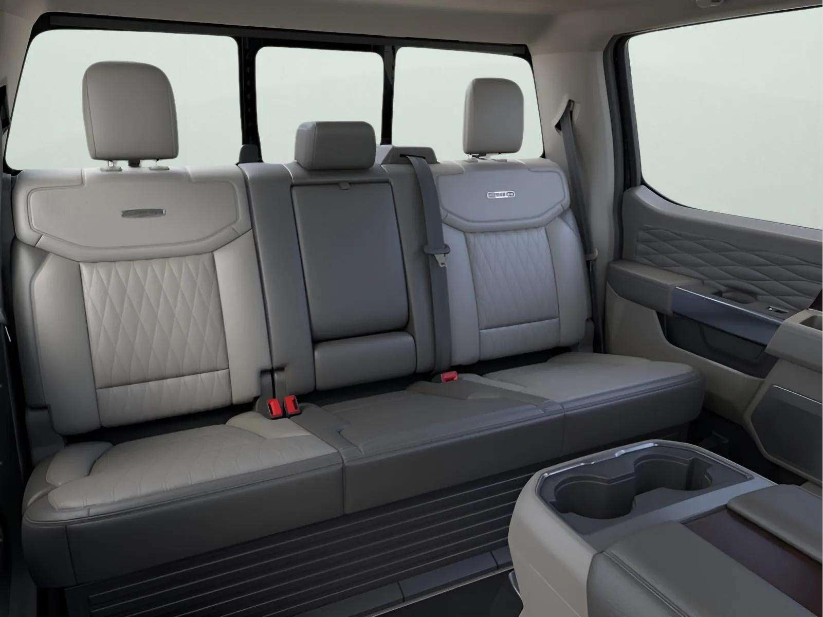 2026 Ford Super Duty F-250® Platinum®