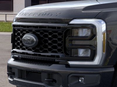 2026 Ford Super Duty F-350® Lariat®