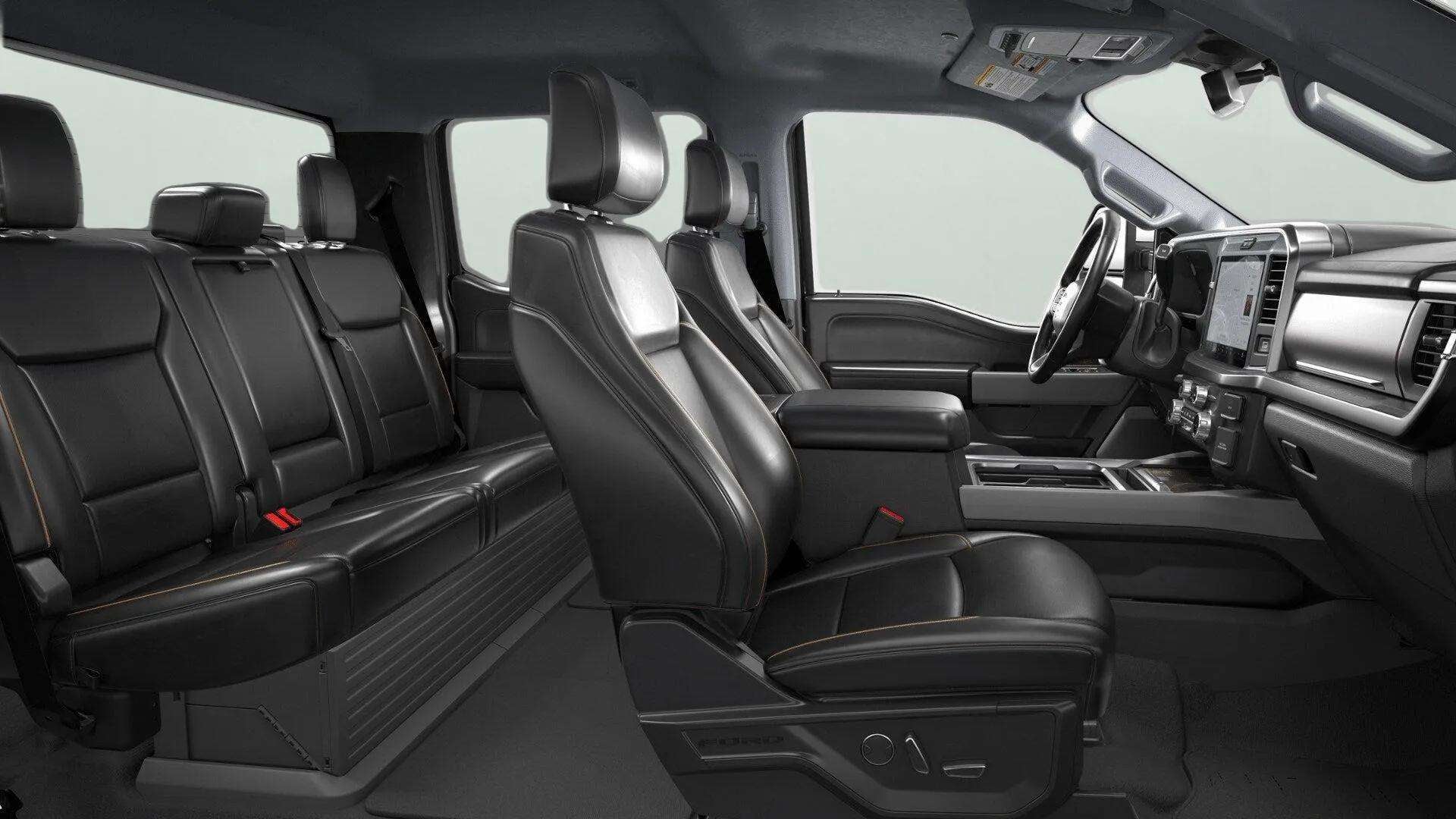 2026 Ford Super Duty F-350® Lariat®