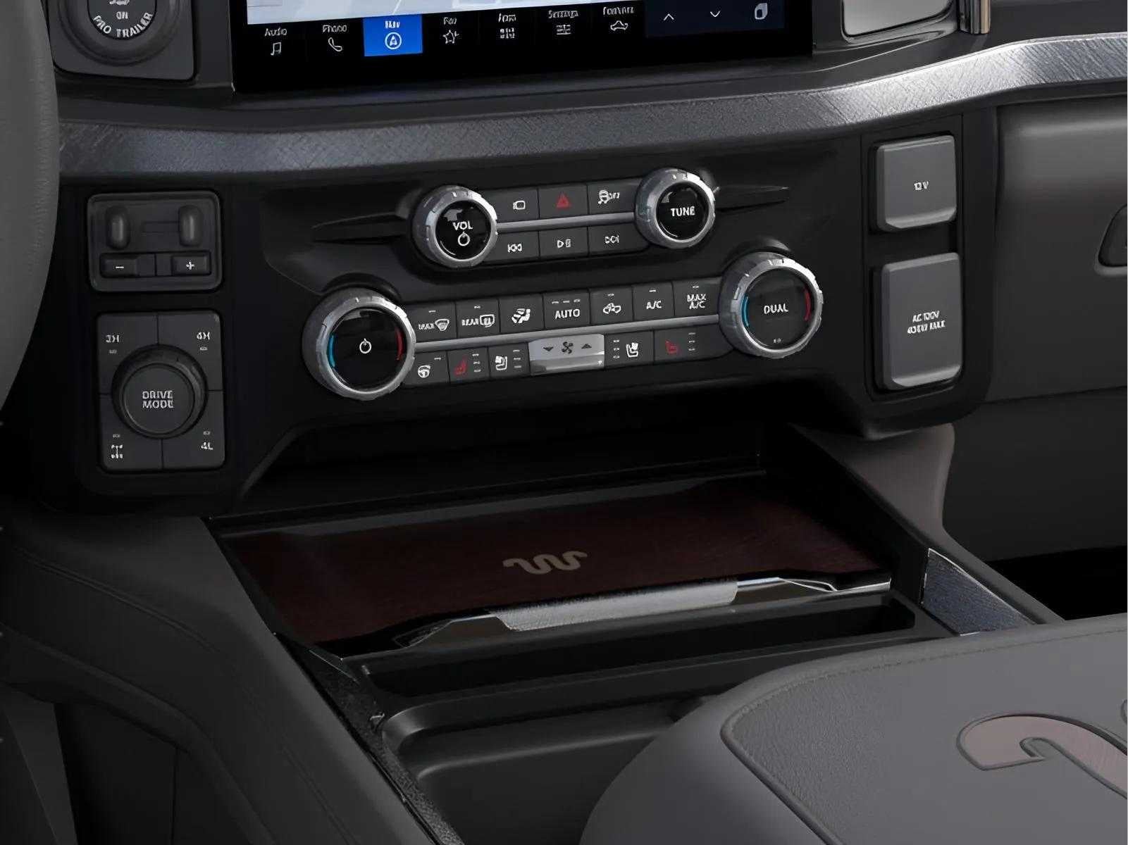 2026 Ford Super Duty F-350® King Ranch®