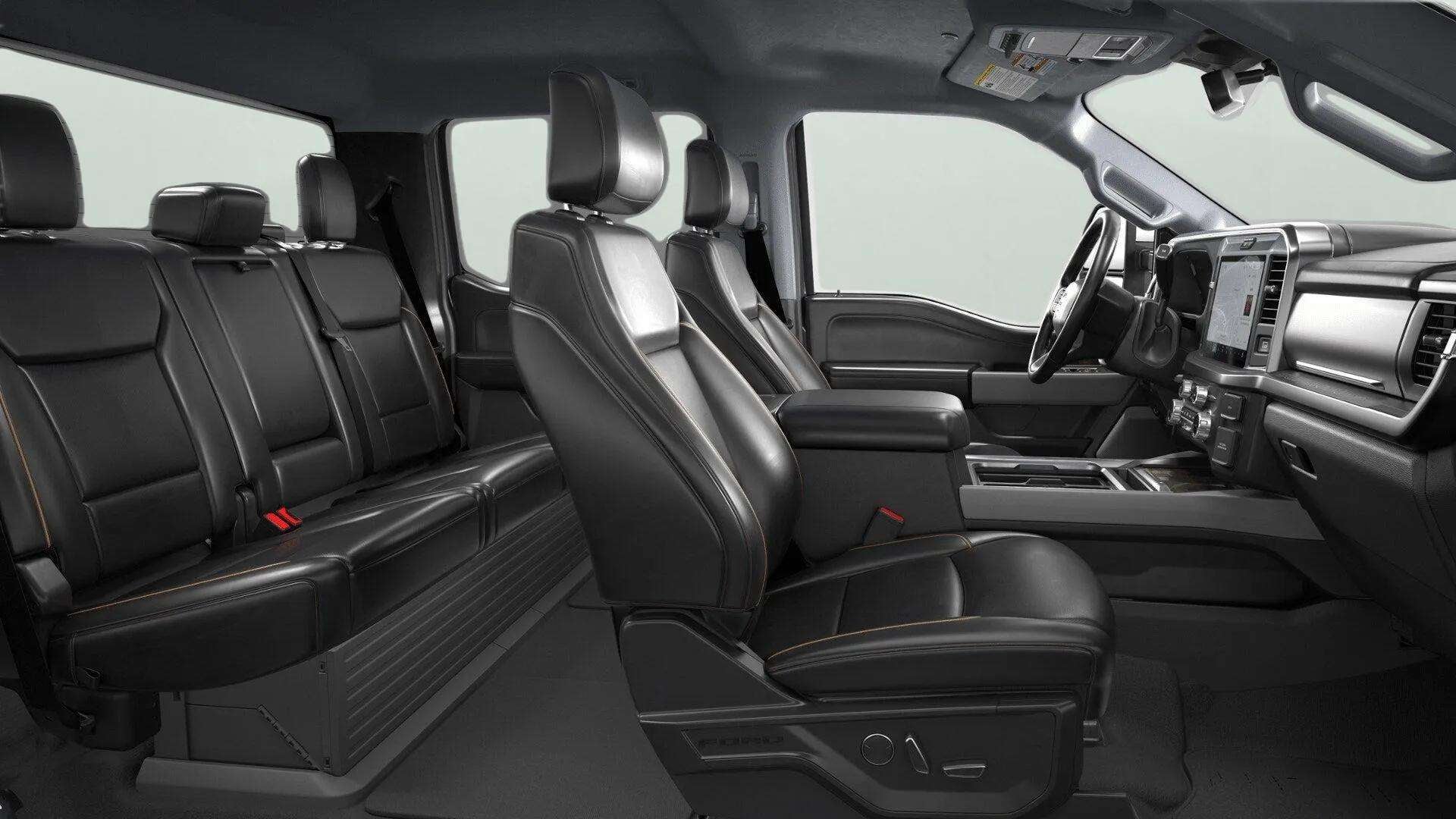 2026 Ford Super Duty F-350® Lariat®