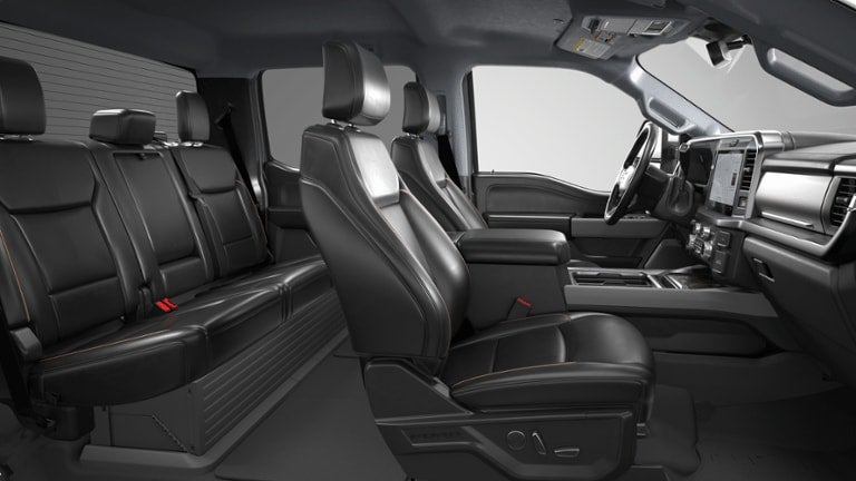2026 Ford Super Duty F-350® Lariat®