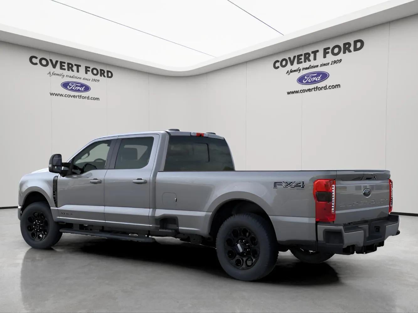 2026 Ford Super Duty F-350® XLT
