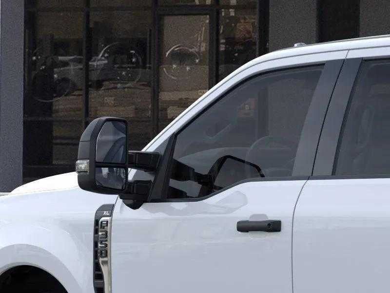 2025 Ford Super Duty F-350® XL