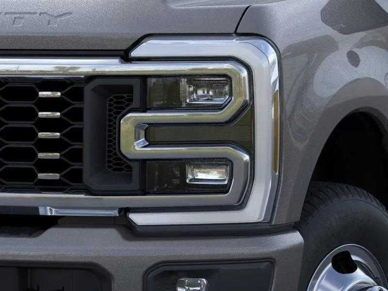 2026 Ford Super Duty F-350® Platinum®