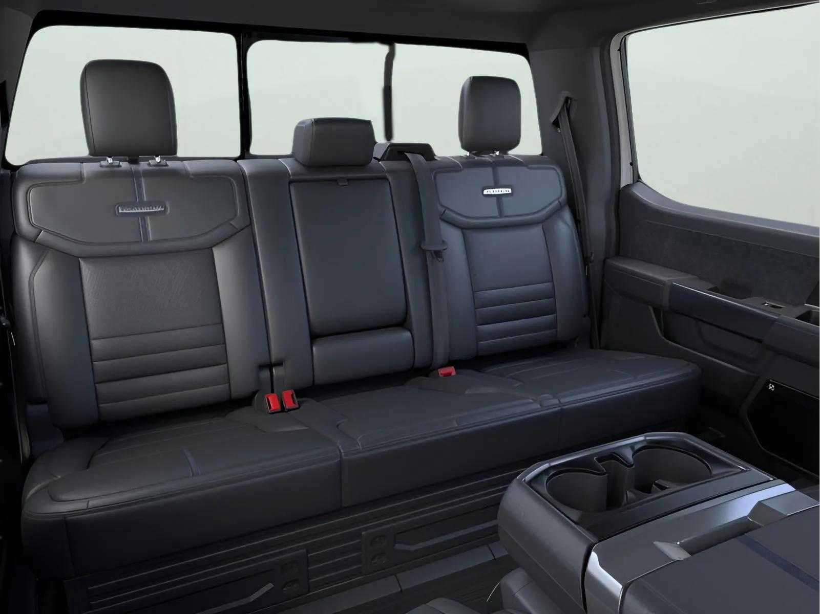 2025 Ford F-150 Platinum®