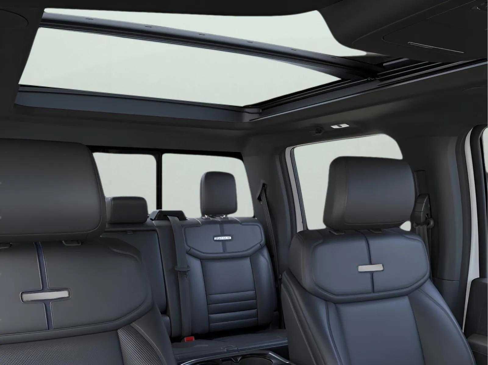 2025 Ford F-150 Platinum®