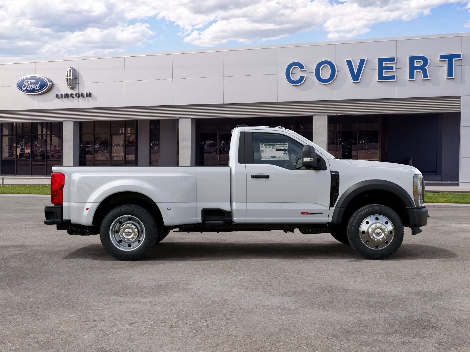 2027 Ford Super Duty F-450® XL