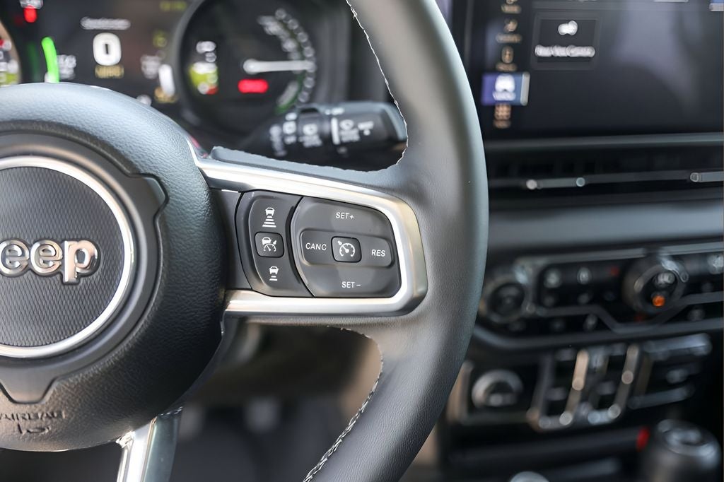 2025 Jeep Wrangler Sahara 4xe