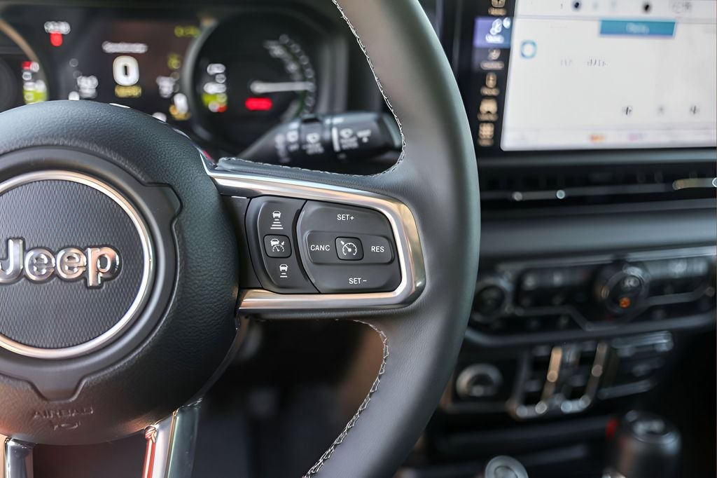 2025 Jeep Wrangler Sahara 4xe