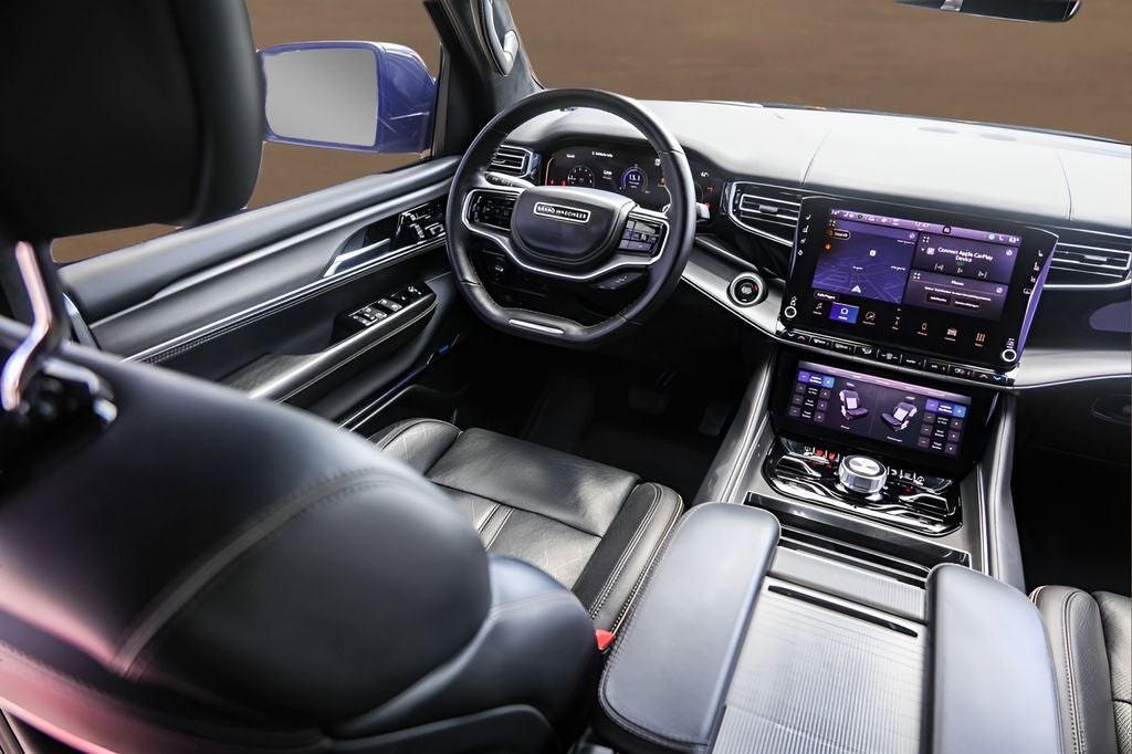 2023 Jeep Grand Wagoneer Series II