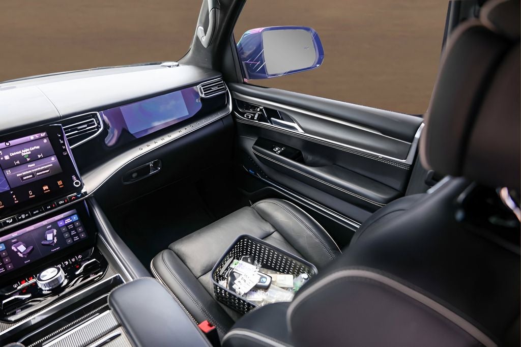 2023 Jeep Grand Wagoneer Series II