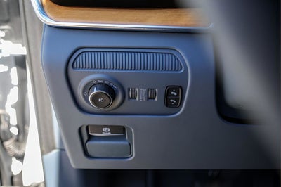 2024 Jeep Grand Wagoneer Series III