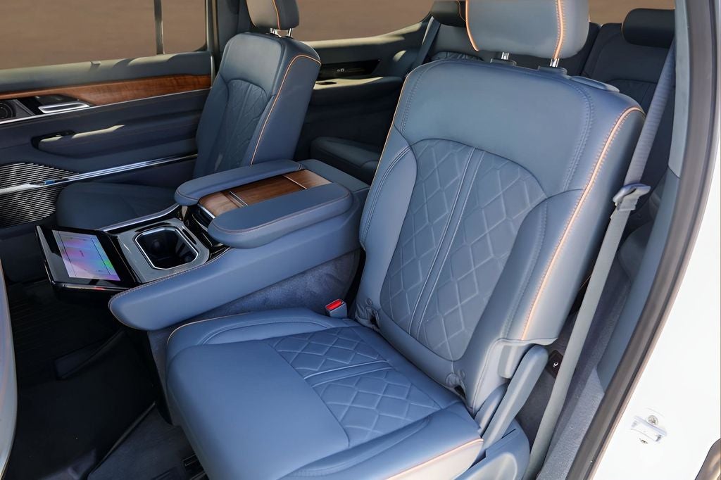 2024 Jeep Grand Wagoneer Series III