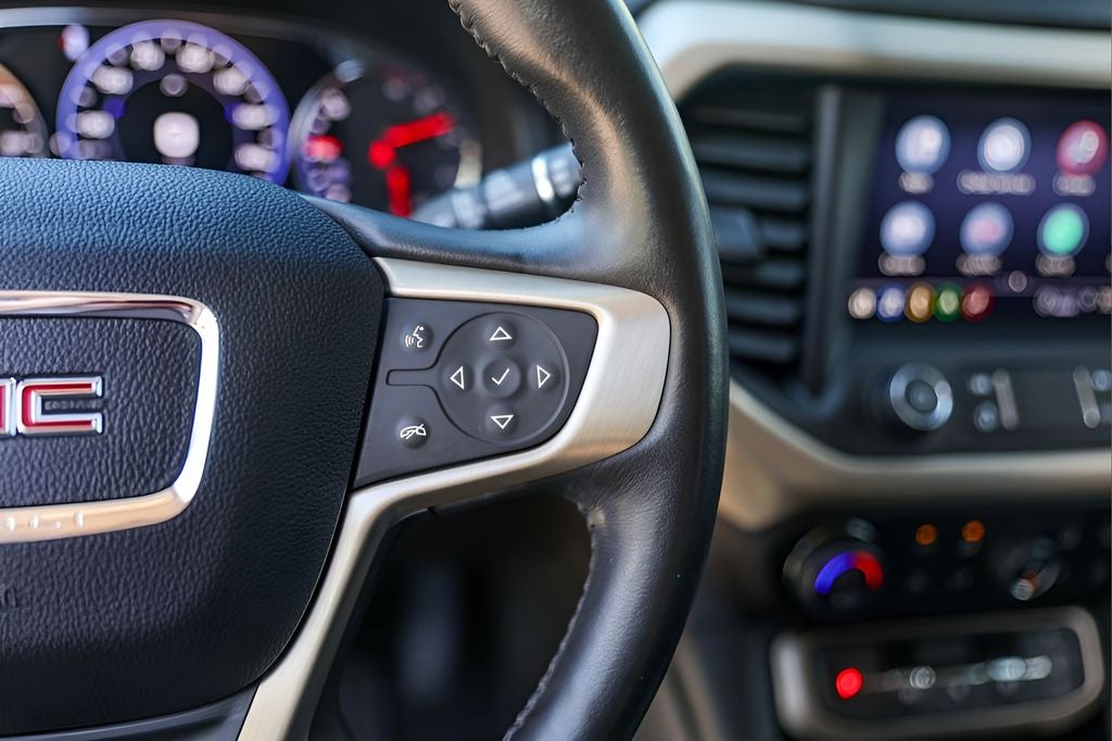 2022 GMC Acadia Denali