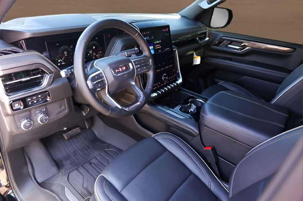 2025 GMC Yukon Elevation