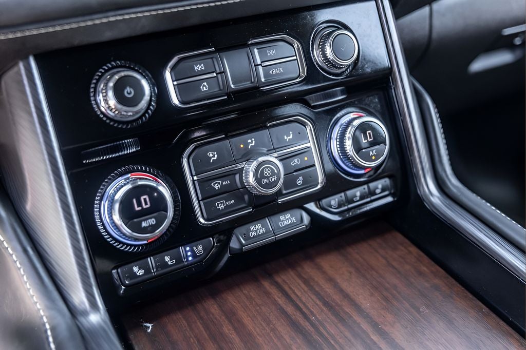 2023 GMC Yukon Denali Ultimate