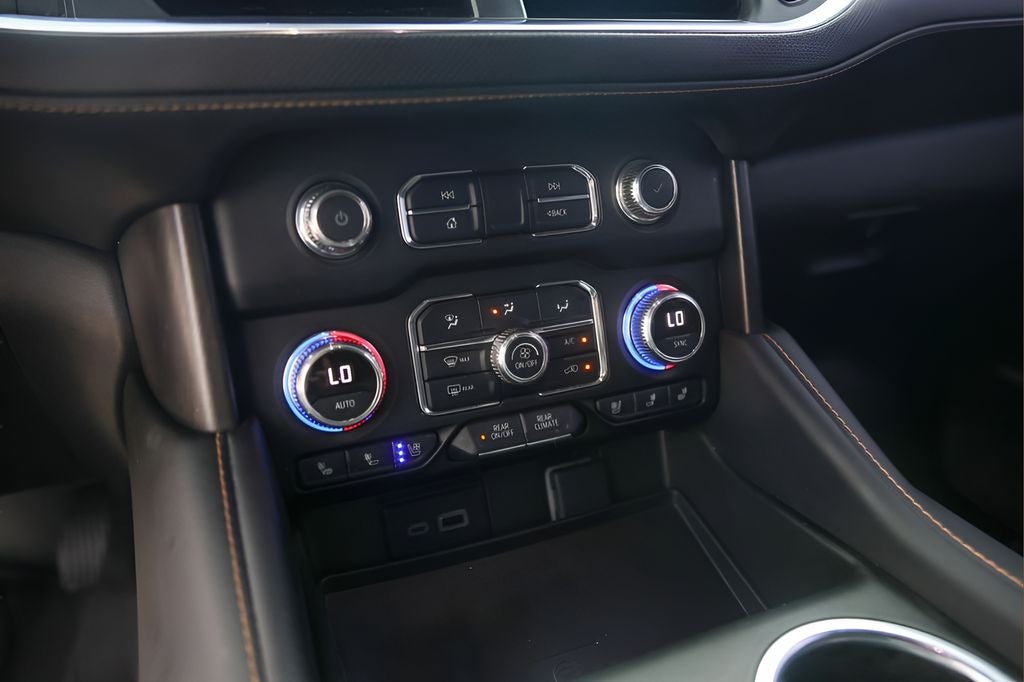 2023 GMC Yukon XL AT4