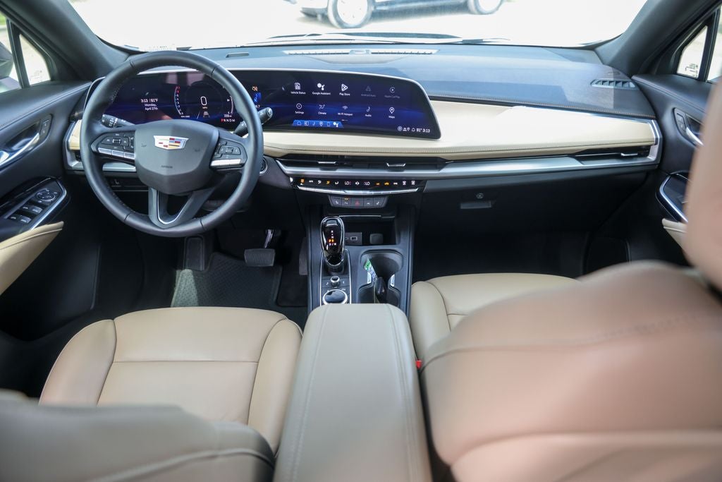 2024 Cadillac XT4 Luxury