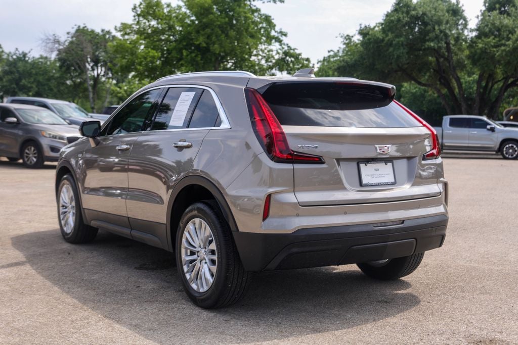 2024 Cadillac XT4 Luxury