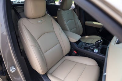 2024 Cadillac XT4 Luxury