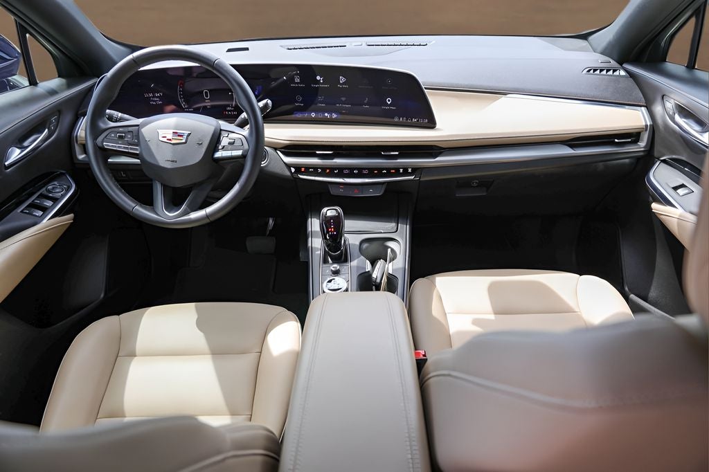 2024 Cadillac XT4 Luxury