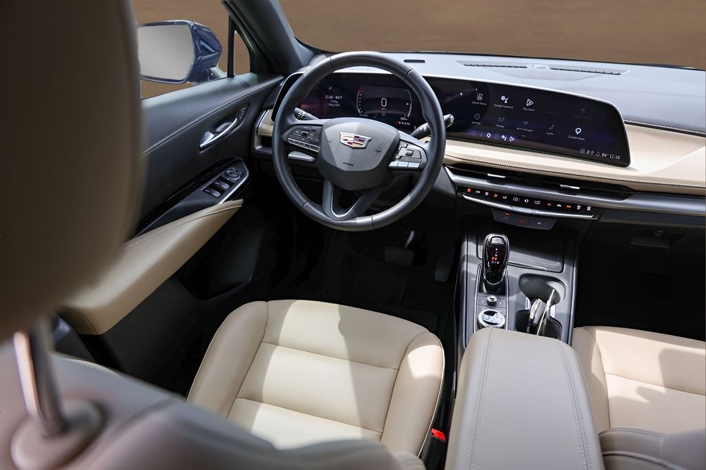 2024 Cadillac XT4 Luxury