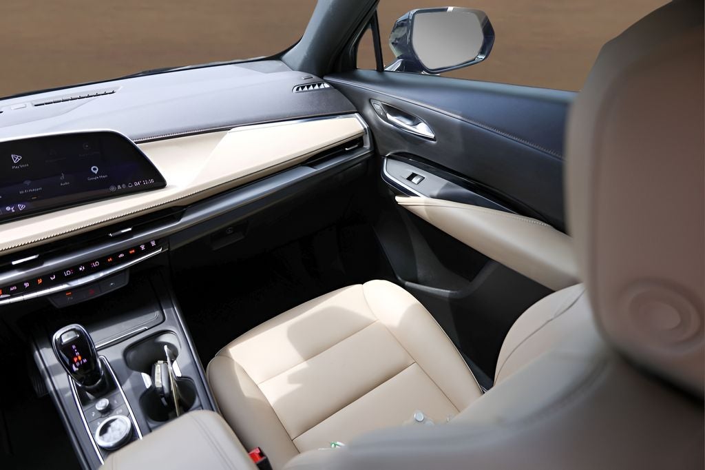 2024 Cadillac XT4 Luxury