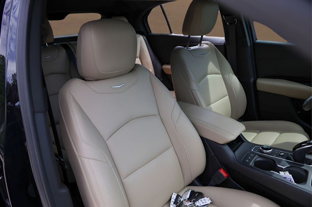 2024 Cadillac XT4 Luxury