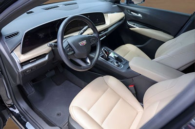 2024 Cadillac XT4 Luxury