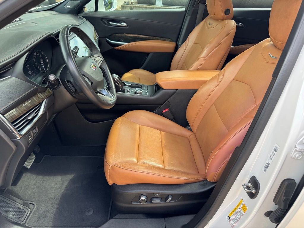 2019 Cadillac XT4 Premium Luxury