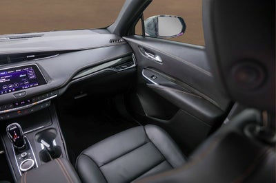 2023 Cadillac XT4 Sport