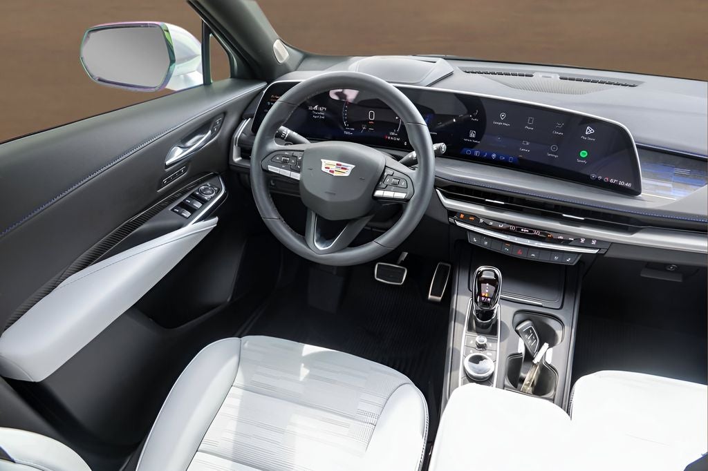 2025 Cadillac XT4 Sport