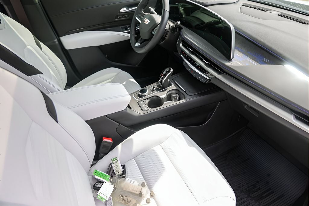 2025 Cadillac XT4 Sport