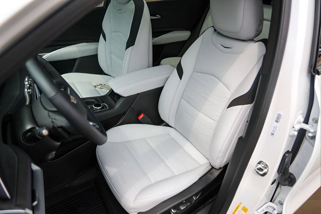 2025 Cadillac XT4 Sport