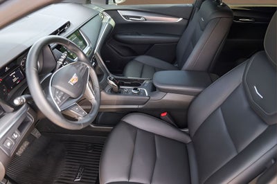 2025 Cadillac XT5 Luxury