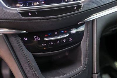 2024 Cadillac XT5 Luxury