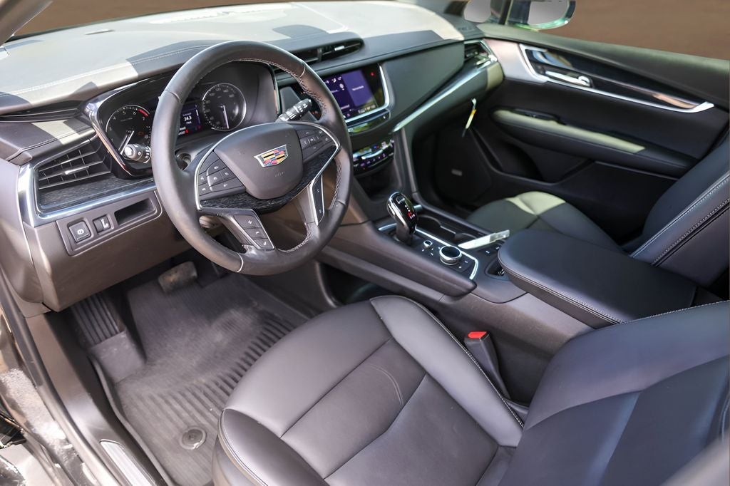 2022 Cadillac XT5 Premium Luxury