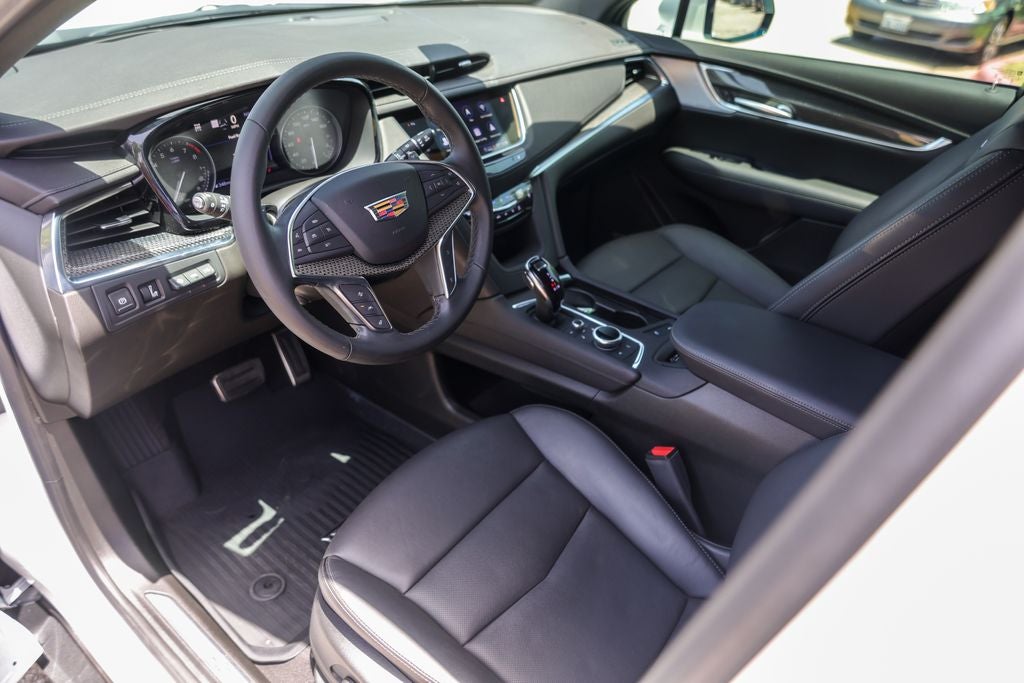 2026 Cadillac XT5 Sport