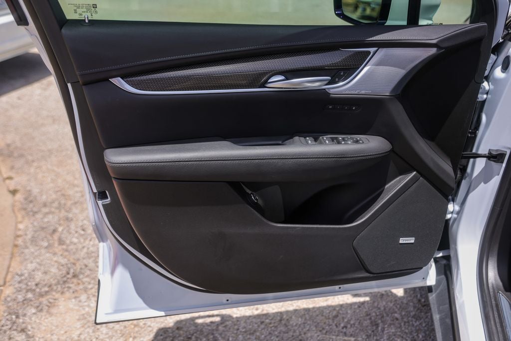 2026 Cadillac XT5 Sport