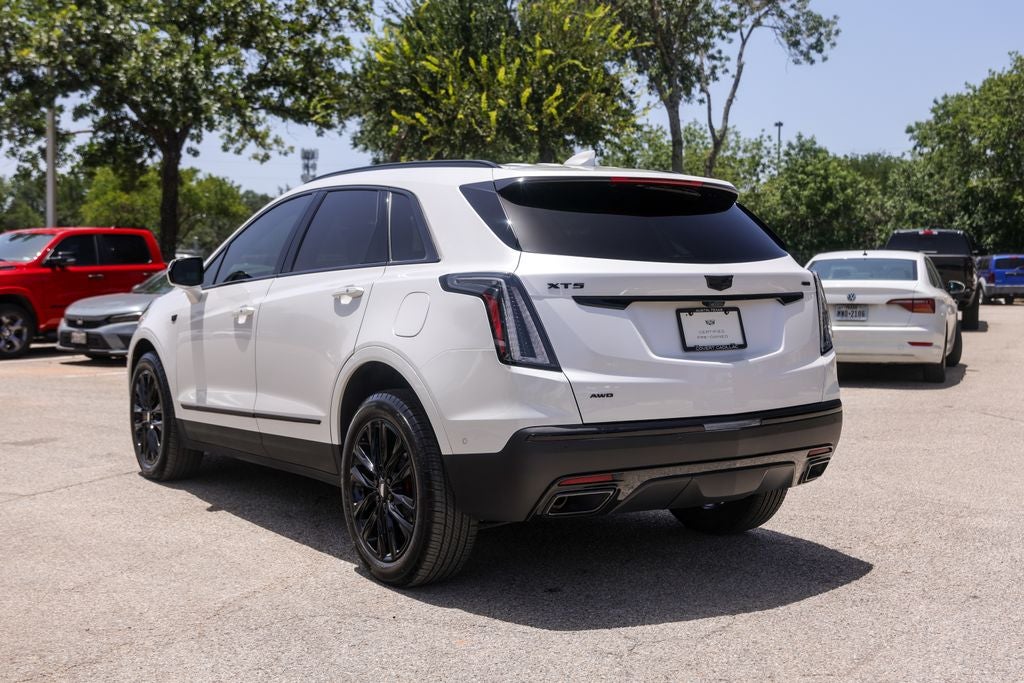 2026 Cadillac XT5 Sport