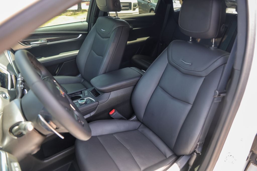 2026 Cadillac XT5 Sport