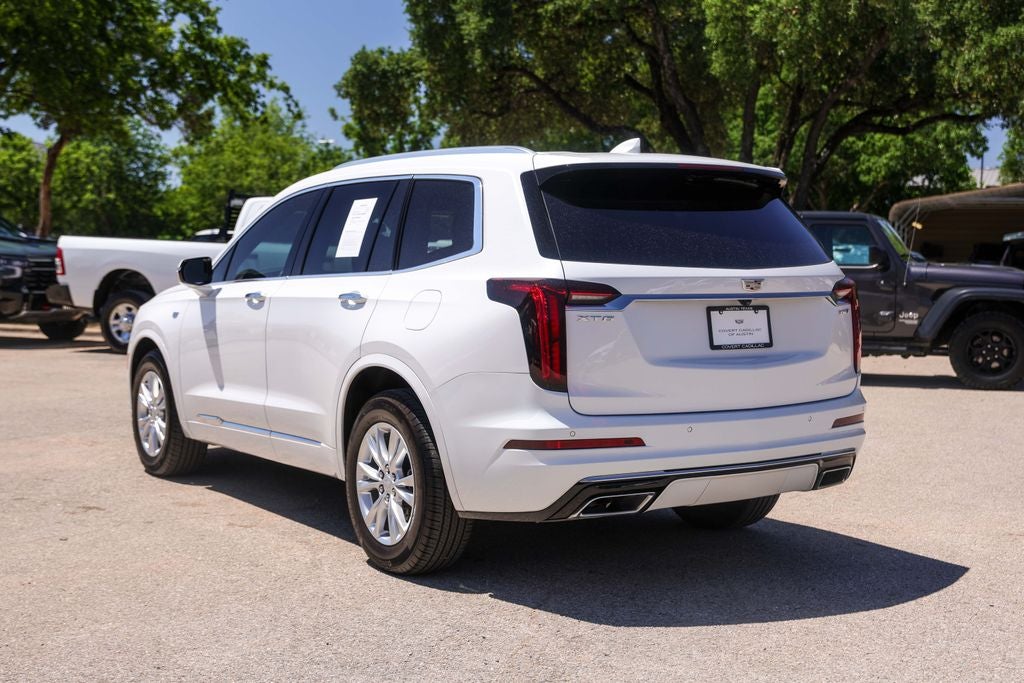 2025 Cadillac XT6 Luxury