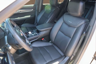 2025 Cadillac XT6 Luxury