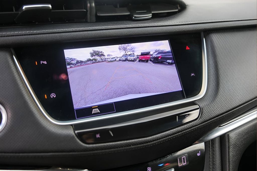 2022 Cadillac XT6 Luxury