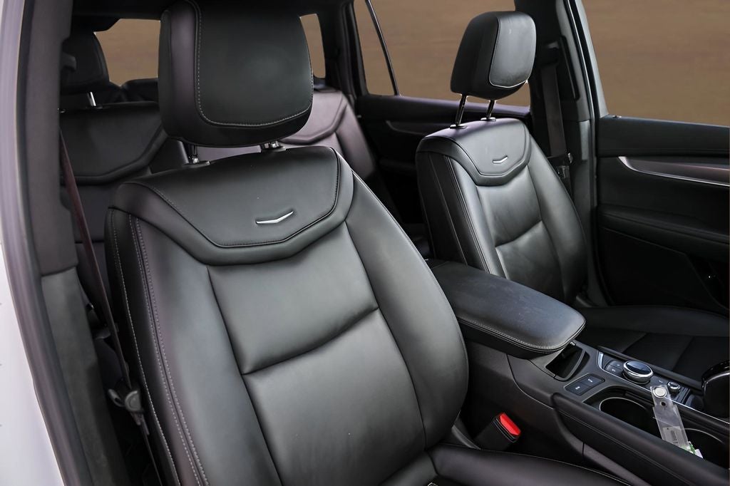 2022 Cadillac XT6 Luxury