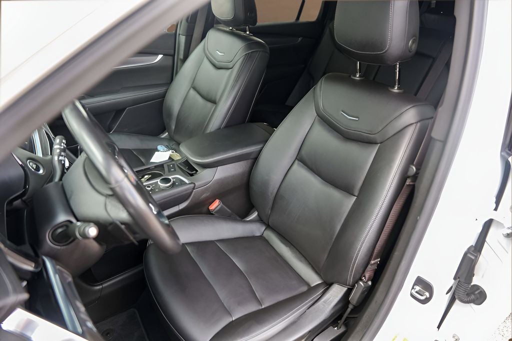 2022 Cadillac XT6 Luxury